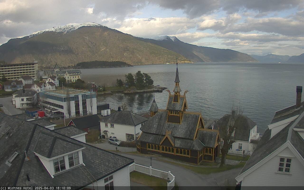 Utsikt frå Midtnes Pensjonat, Balestrand